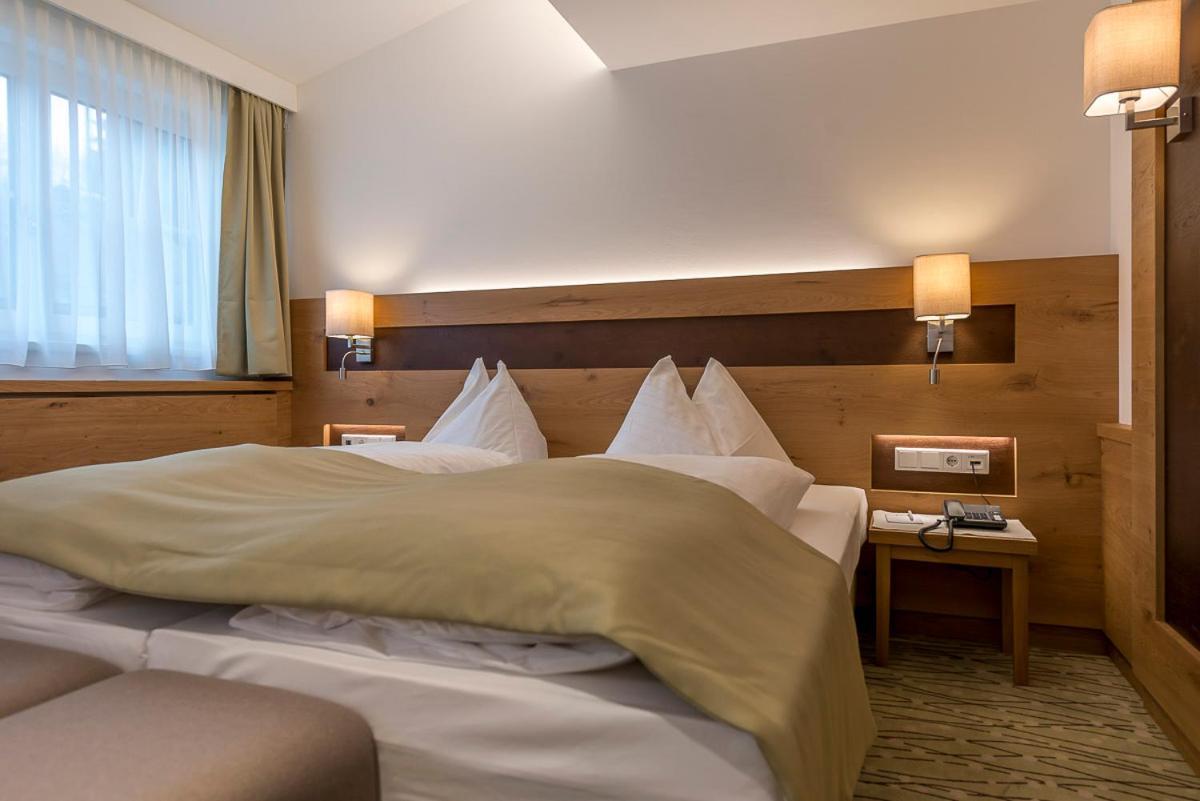 Romantikhotel Die Gersberg Alm Salzburg Bagian luar foto